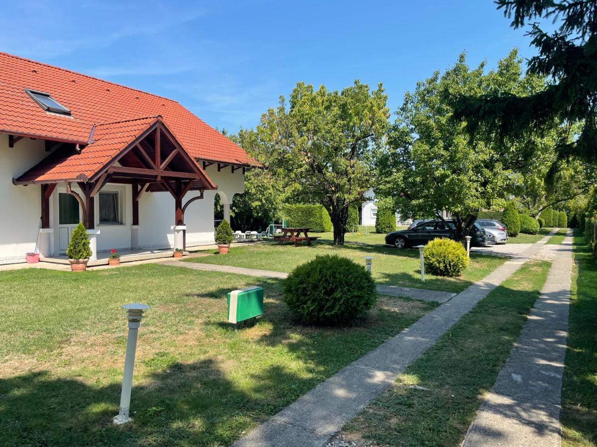 Frankie Holiday Apartment Iii. Balatongyörök المظهر الخارجي الصورة