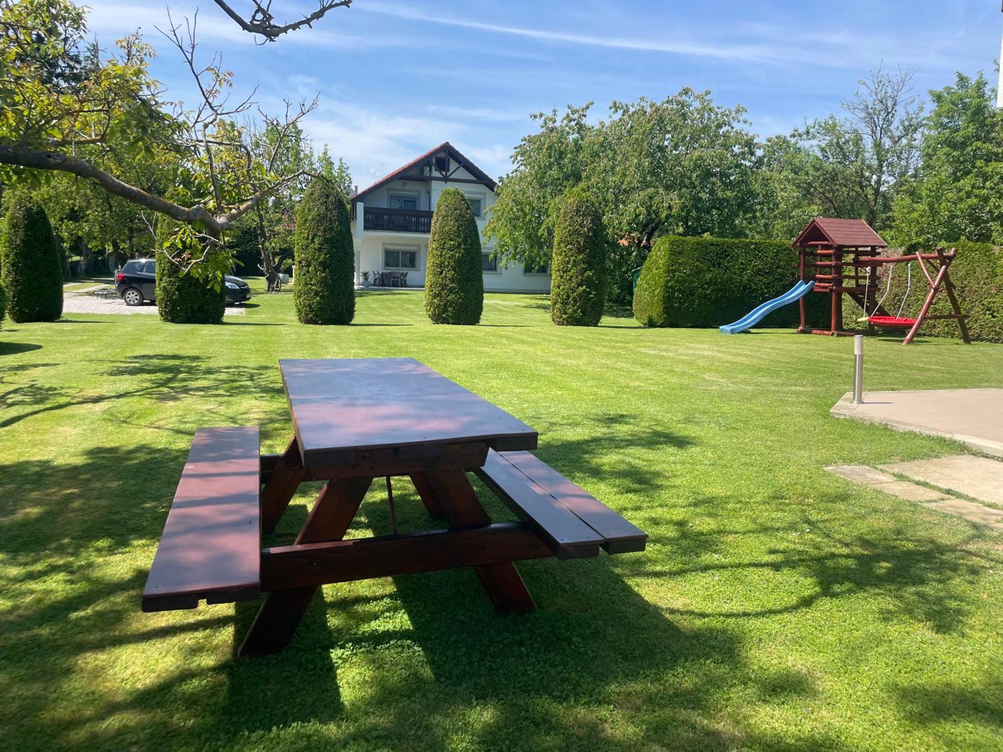 Frankie Holiday Apartment Iii. Balatongyörök المظهر الخارجي الصورة